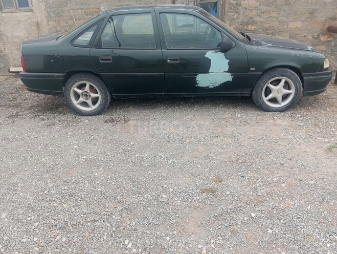 Opel Vectra 1995, 250,000 km - 1.8 л - Xızı