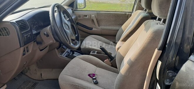 Isuzu  1999, 230,000 km - 3.2 l - Bakı