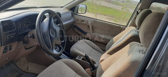 Isuzu  1999, 230,000 km - 3.2 l - Bakı