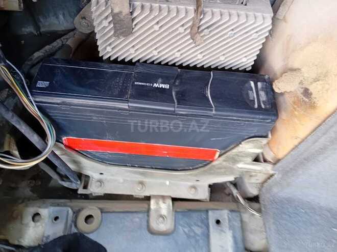 BMW 528 1996, 50,000 km - 2.8 l - Bakı
