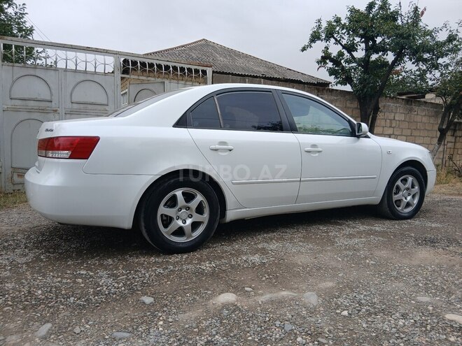 Hyundai Sonata 2006, 470,000 km - 2.4 l - Quba