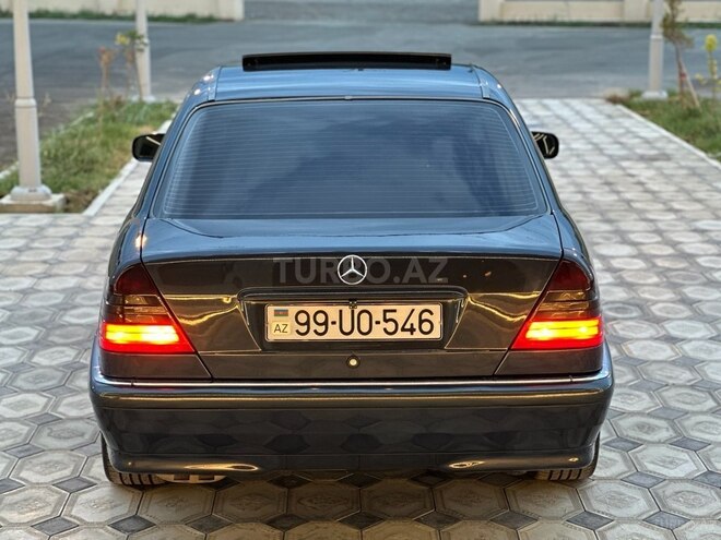Mercedes C 220 1999, 420,000 km - 2.2 л - Saatlı