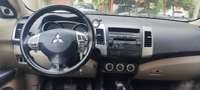 Mitsubishi Outlander 2008, 226,000 km - 3.0 l - Bakı