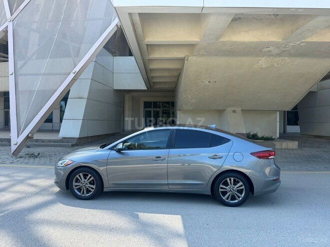 Hyundai Elantra 2016, 65,300 km - 2.0 l - Bakı