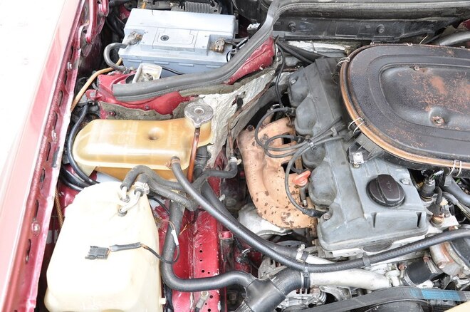 Mercedes E 230 1993, 175,000 km - 2.3 l - Şamaxı