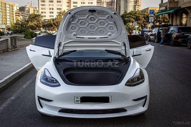 Tesla Model 3 2023, 38,000 km - 0.0 l - Bakı