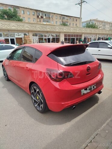 Opel Astra 2014, 206,000 km - 2.0 l - Bakı