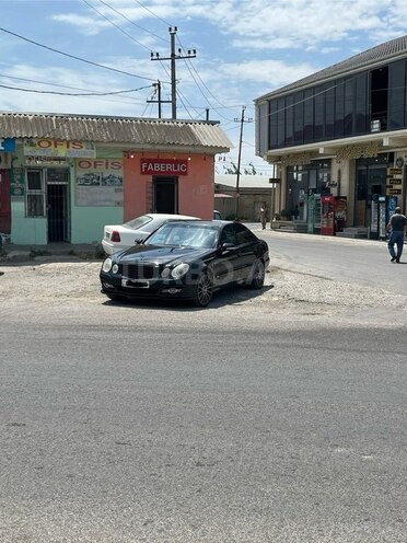 Mercedes E 200 2009, 242,000 km - 2.0 l - Bakı