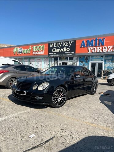 Mercedes E 200 2009, 242,000 km - 2.0 l - Bakı