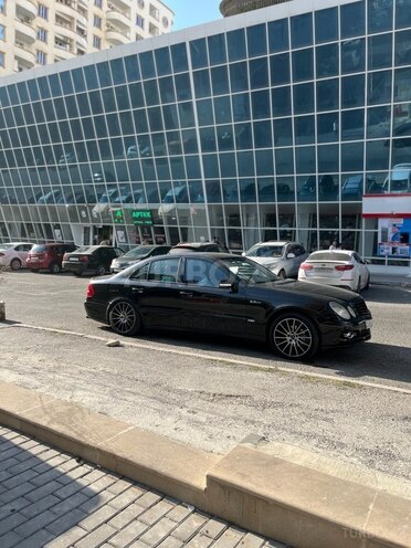 Mercedes E 200 2009, 242,000 km - 2.0 l - Bakı