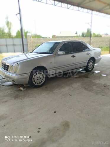 Mercedes E 220 1996, 398,782 km - 2.2 l - İmişli