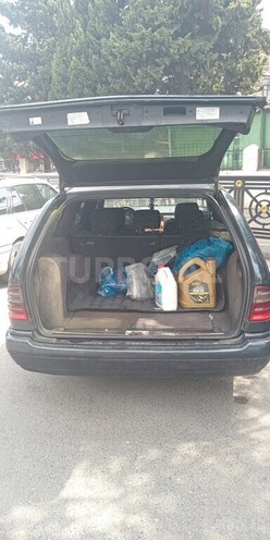 Mercedes E 290 1999, 345,456 km - 2.9 l - Bakı