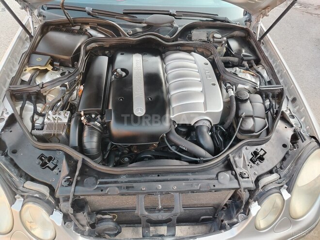 Mercedes E 270 2002, 324,000 km - 2.7 l - Bakı