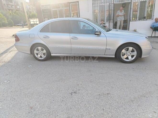 Mercedes E 270 2002, 324,000 km - 2.7 l - Bakı