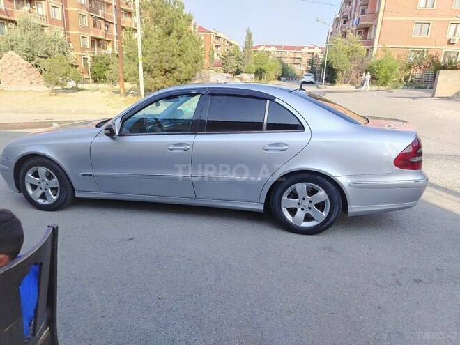 Mercedes E 270 2002, 324,000 km - 2.7 l - Bakı