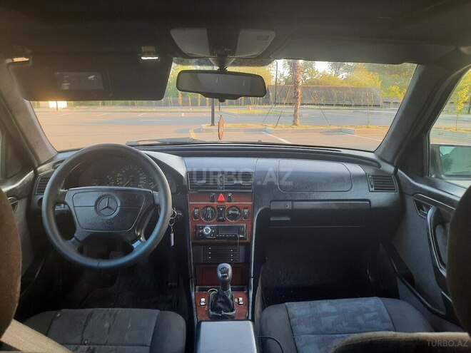 Mercedes C 180 1995, 350,000 km - 1.8 l - Zaqatala
