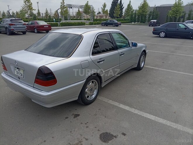 Mercedes C 200 1995, 467,946 km - 2.0 л - Salyan