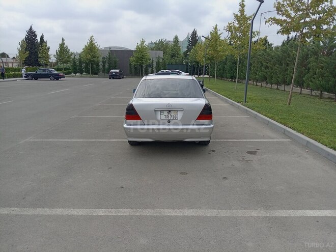 Mercedes C 200 1995, 467,946 km - 2.0 л - Salyan