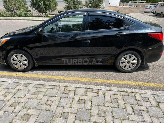Hyundai Accent 2015, 202,000 km - 1.6 l - Quba