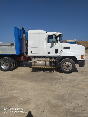 Mack Mack Anthem 2001, 450,000 km - 11.0 l - Bakı