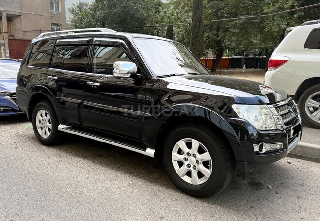 Mitsubishi Pajero 2007, 295,600 km - 3.0 l - Bakı
