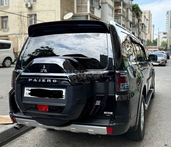 Mitsubishi Pajero 2007, 295,600 km - 3.0 l - Bakı