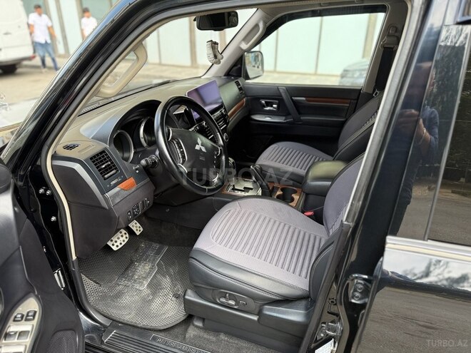 Mitsubishi Pajero 2007, 295,600 km - 3.0 l - Bakı