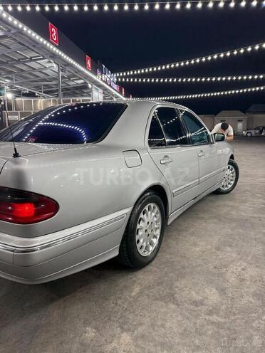 Mercedes E 220 1999, 450,000 km - 2.2 l - Gəncə