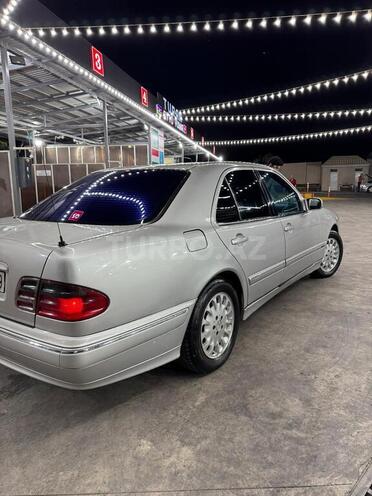Mercedes E 220 1999, 450,000 km - 2.2 l - Gəncə