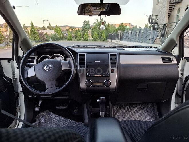Nissan Tiida 2011, 110,000 km - 1.5 l - Naftalan