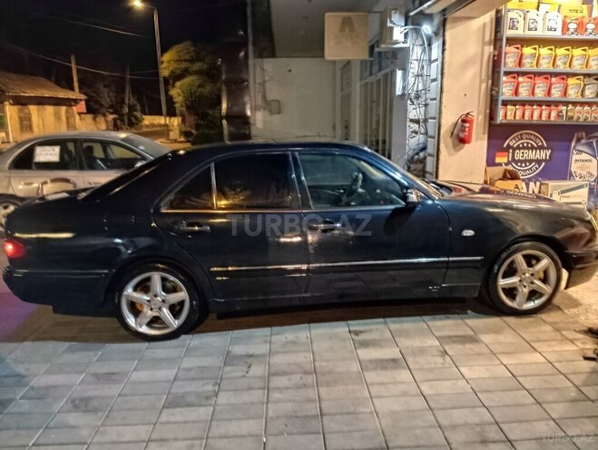 Mercedes E 280 1996, 300,000 km - 2.8 l - Cəlilabad