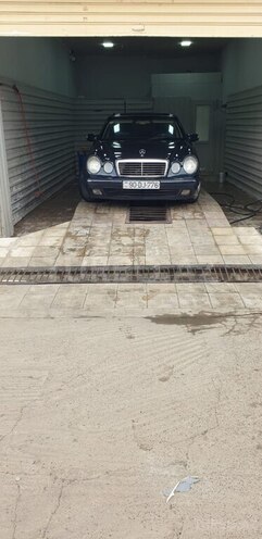 Mercedes E 280 1996, 300,000 km - 2.8 l - Cəlilabad