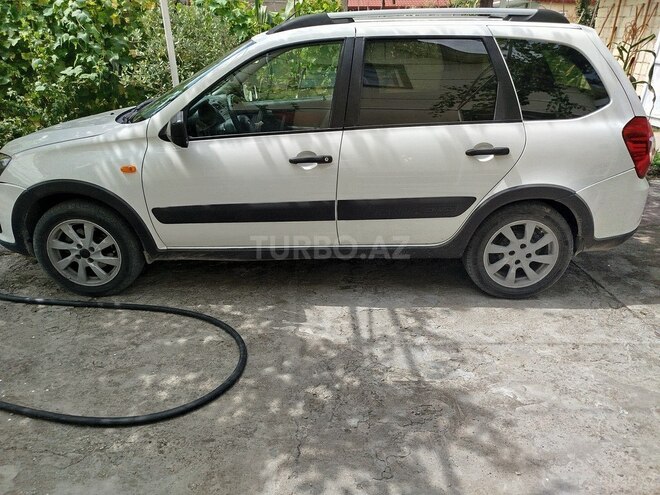 LADA (VAZ)  2015, 162,000 km - 1.6 л - Xudat