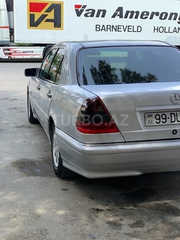 Mercedes C 220 1999, 298,000 km - 2.2 l - Bakı