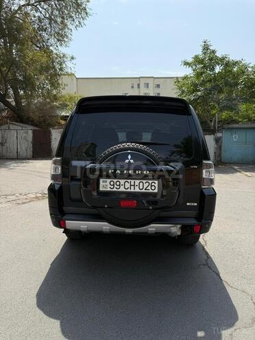 Mitsubishi Pajero 2011, 118,000 km - 3.5 л - Bakı