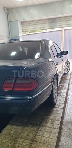 Mercedes E 280 1996, 300,000 km - 2.8 l - Cəlilabad