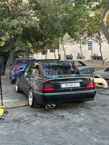 Mercedes C 230 1999, 370,000 km - 2.3 л - Bakı