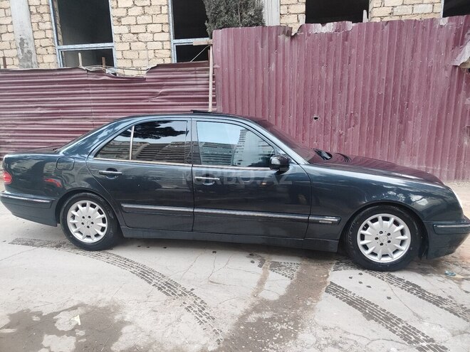 Mercedes E 270 2000, 235,000 km - 2.7 l - Bakı
