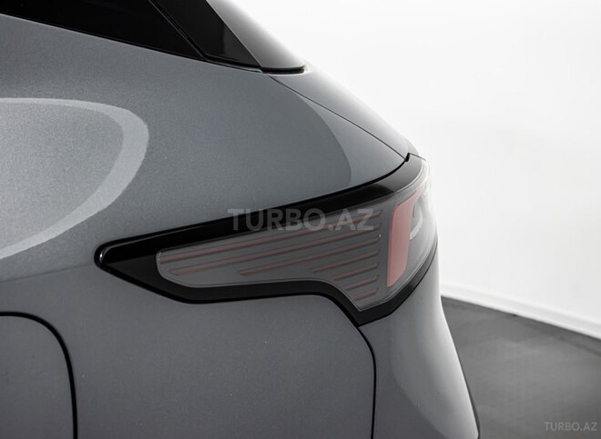 Lynk & Co 06-7