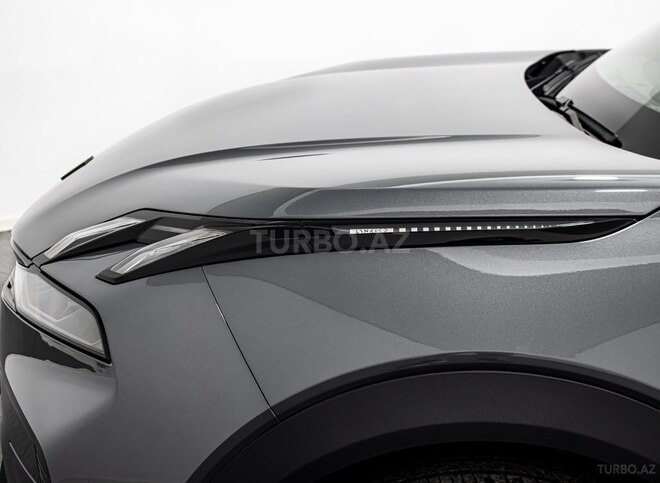 Lynk & Co 06-16