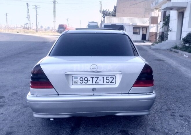 Mercedes C 200 1995, 287,000 km - 2.0 l - Bakı