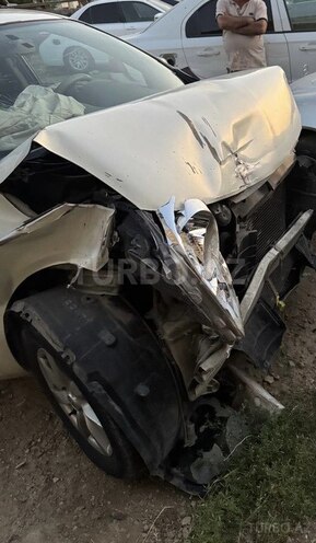 Nissan Sunny 2012, 400,000 km - 1.5 l - Bakı