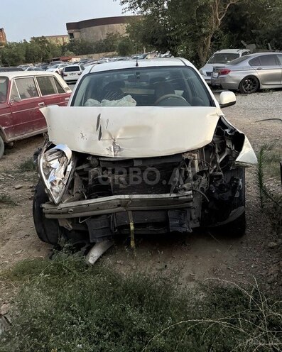 Nissan Sunny 2012, 400,000 km - 1.5 l - Bakı