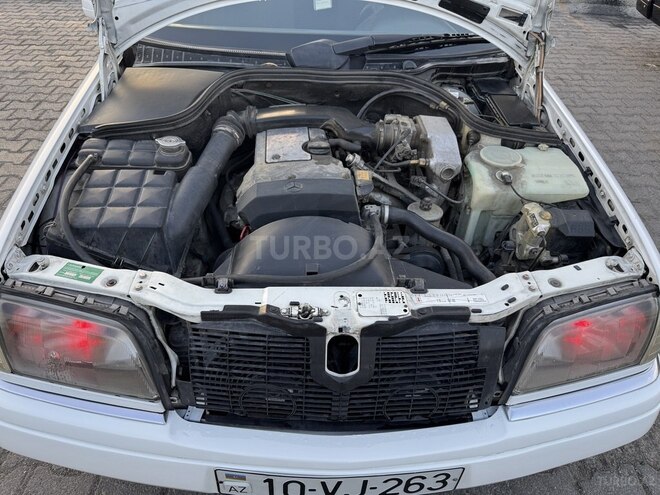 Mercedes C 180 1995, 438,000 km - 1.8 л - Bakı