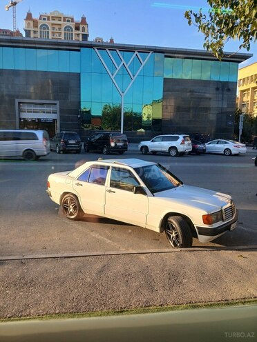 Mercedes 190 1991, 288,880 km - 1.8 l - Bakı