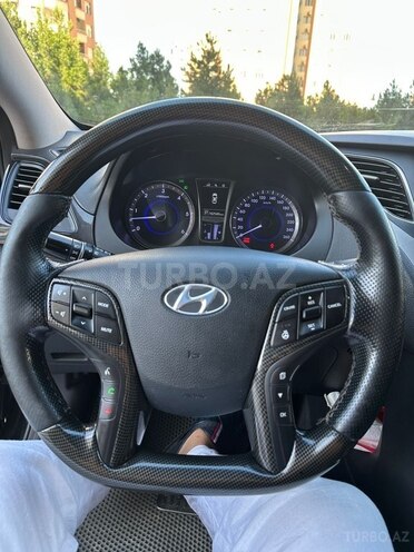 Hyundai Grandeur 2015, 230,000 km - 2.2 л - Bakı