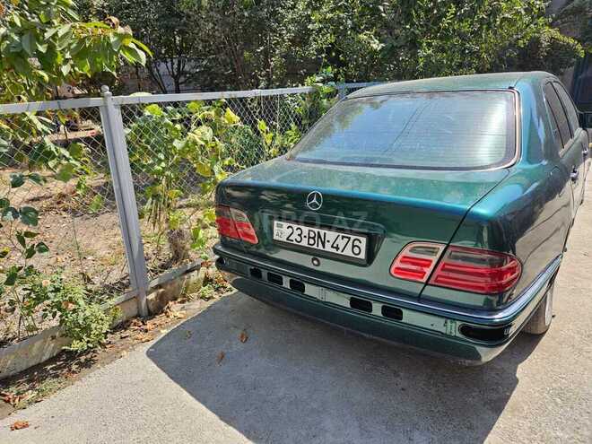 Mercedes E 240 1998, 350,000 km - 2.4 l - Göyçay