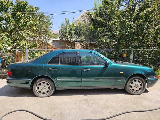 Mercedes E 240 1998, 350,000 km - 2.4 l - Göyçay