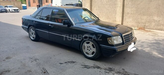 Mercedes E 200 1993, 540,000 km - 2.0 l - Bakı
