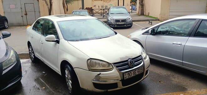 Volkswagen Jetta 2010, 370,000 km - 1.6 l - Bakı